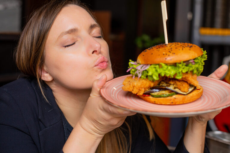 8 Unhealthiest Fast-Food Chicken Sandwiches, Ranked