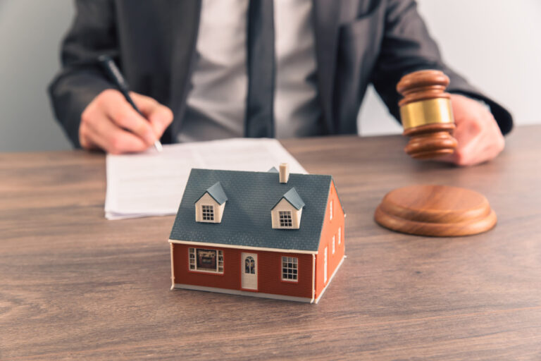 HOA Fees, Federal Rules, and a Supreme Court Fight: Why Homeowners Are Watching Closely in 2026