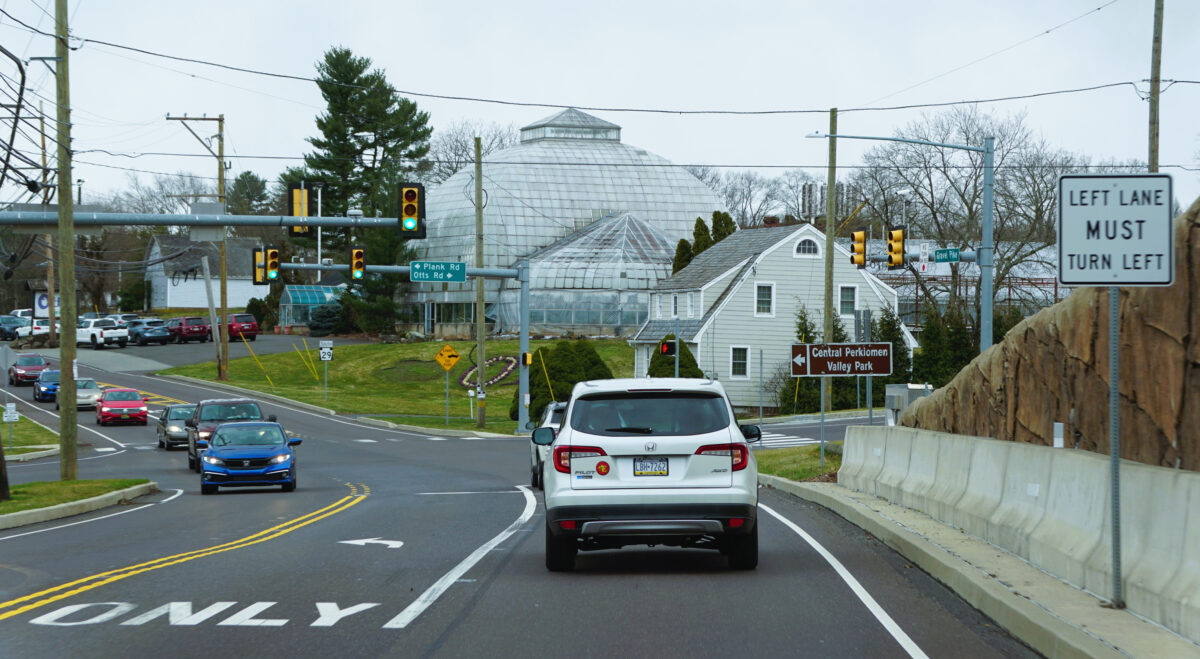 23-Year-Old New Jersey Man Dies After Route 138 Rollover Crash In Wall Township 2 Schwenksville, Pennsylvania, U.S.A - March 9, 2024 - The view of the traffic into Ott's Exotic Plants greenhouse