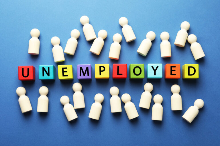 Nearly 1,400 Illinois Gig Workers Face Permanent Layoffs as Flexible Work Reveals Its Fragile Side