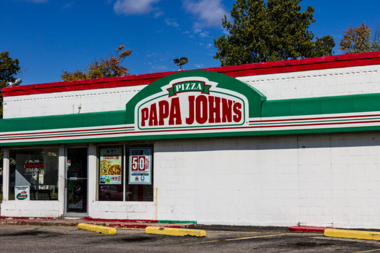 A Major Pizza Chain Is Closing Hundreds of Locations Across the U.S. as It Restructures