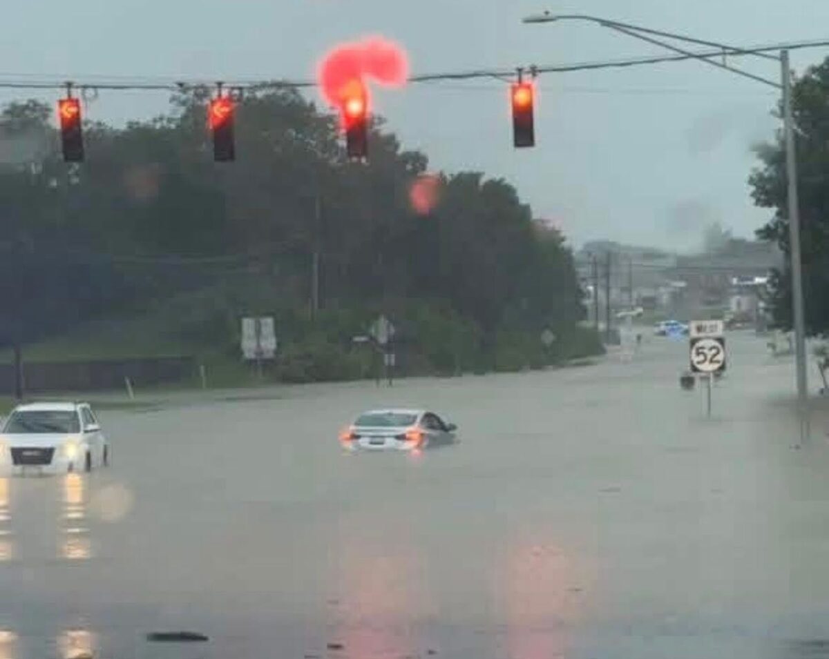 4 Dead in Kentucky Flooding as Governor Declares State of Emergency 1 731834655 1351470560459360 7358365397175637105 n e1782609749661