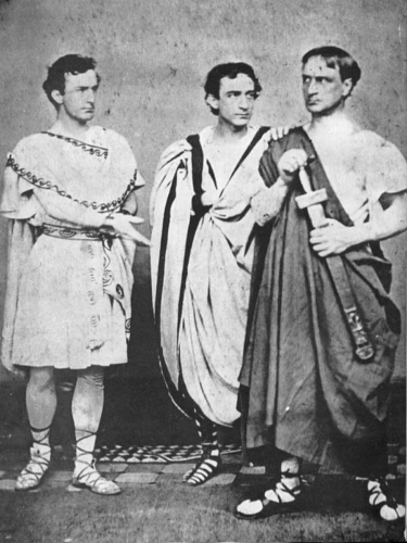 7 Notorious Sibling Rivalries Throughout History