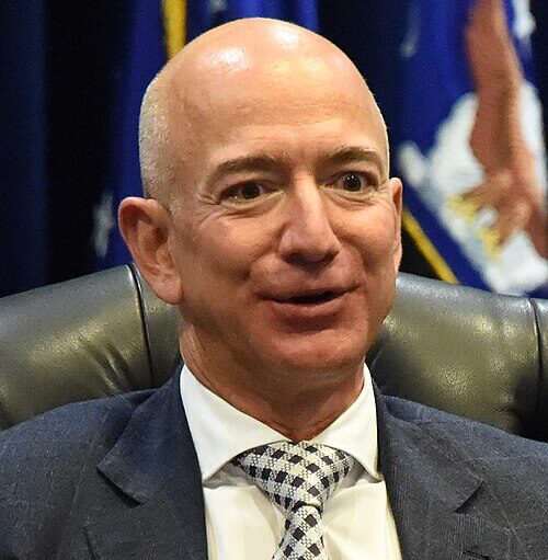 Jeff Bezos 171025 F PP655 236 39479699761 cropped e1782181089844