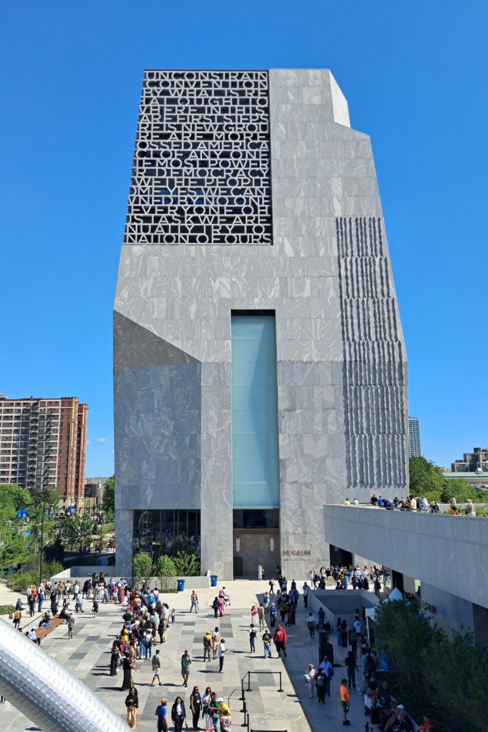 Obama Presidential Center in Chicago: Black Excellence, Memory Politics, and the Battle Over Legacy, Space, and Power