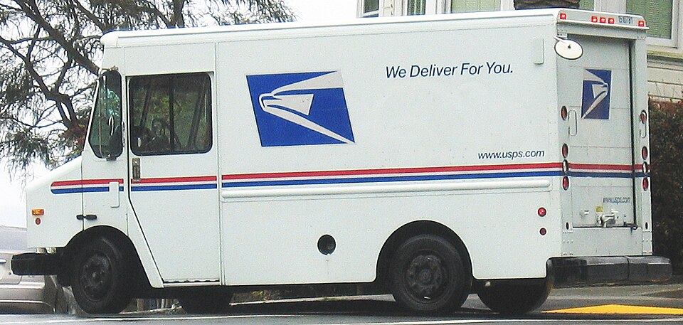 USPS Warns Homeowners After Surge in Dog Related Mail Attacks Raises Risk of Delivery Suspension Nationwide 1 United States Postal Service Truck