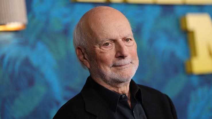 ‘Friends’ and ‘Will & Grace’ Stars Mourn James Burrows, the Director Who Helped America Laugh for Generations