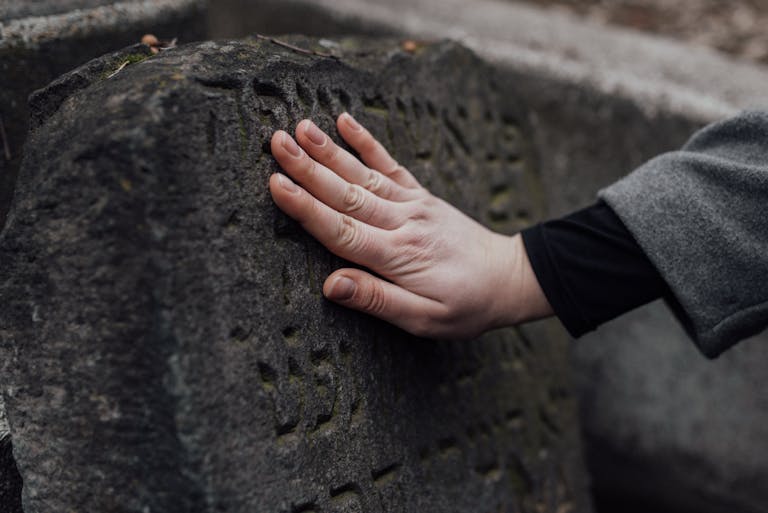 Why One Touch Of The Ark Became A Death Sentence