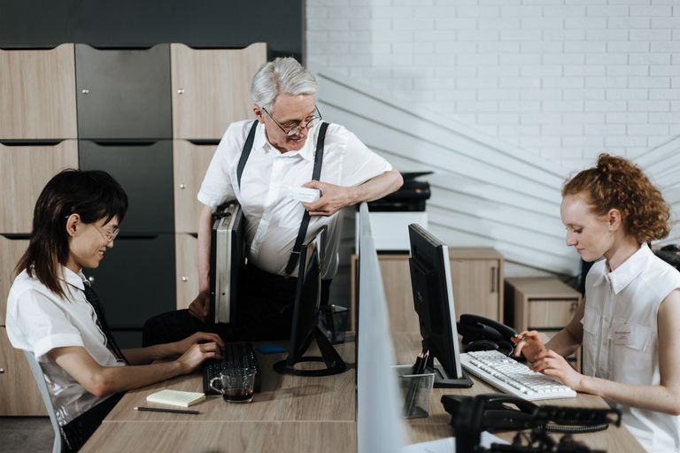 AI Productivity Is Soaring, but It’s Quietly Breaking Workplace Connection