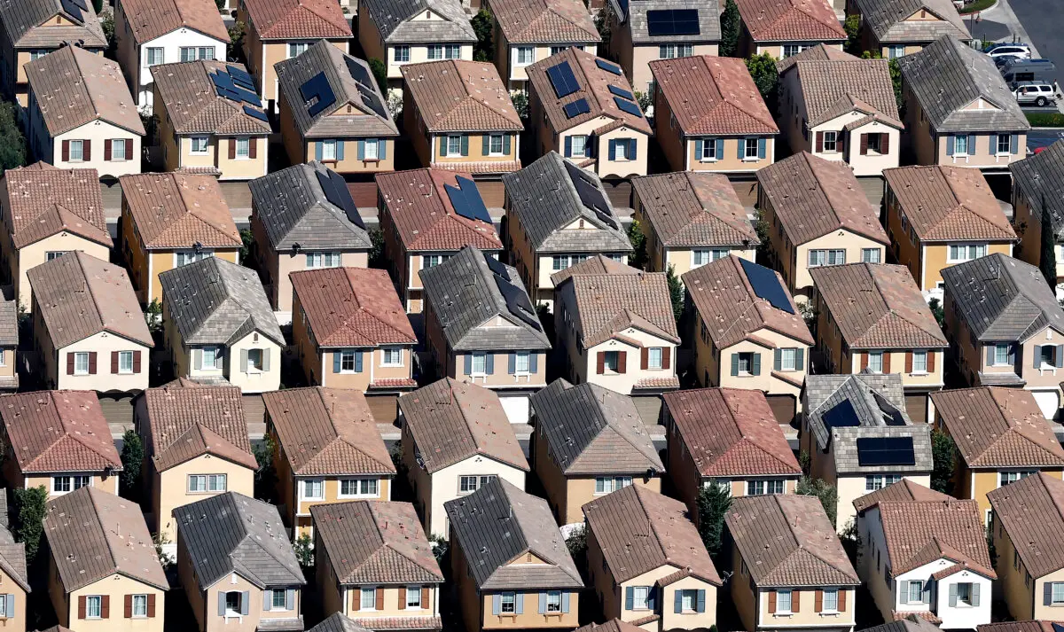 Trump Administration Turns Evanston Reparations Fight Into a National Test of Race, Housing, and Power 1 An aerial view of a residential housing development in Los Angeles