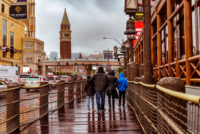 7 Disgusting American Habits That Make the Whole World Despise You