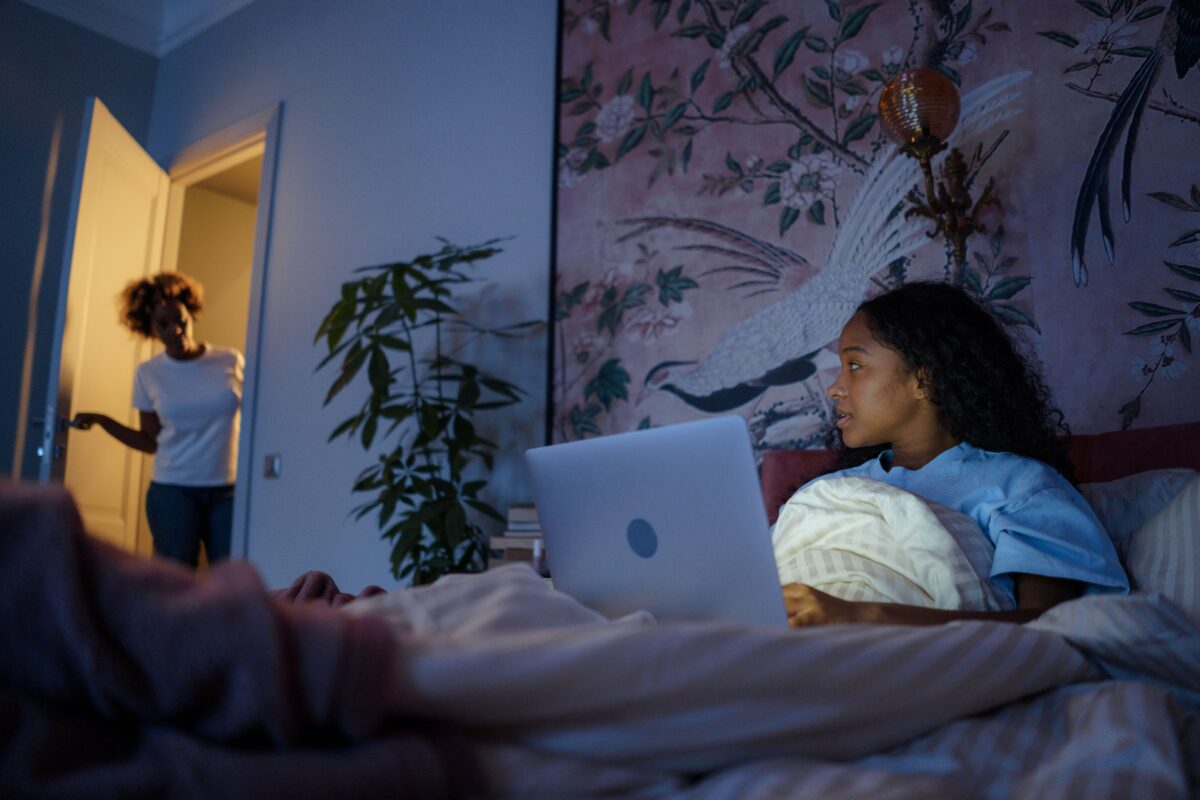 The Quiet Emotional Shift Happening Inside Modern Neighborhoods 4 mother-looking-into-her-teenage-daughter-bedroom