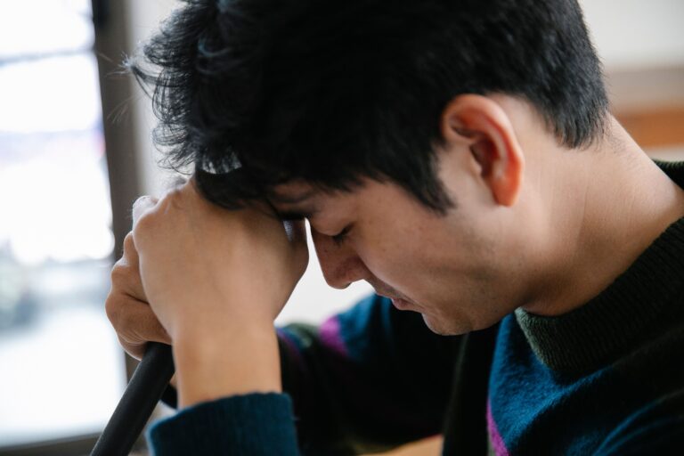 9 Ways ADHD Rejection Sensitivity Can Quietly Wreck Someone’s Confidence