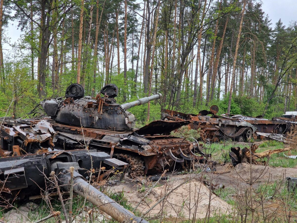 9 Political Decisions That Sparked Major Backlash This Year 3 broken-rusty-tanks-in-the-woods