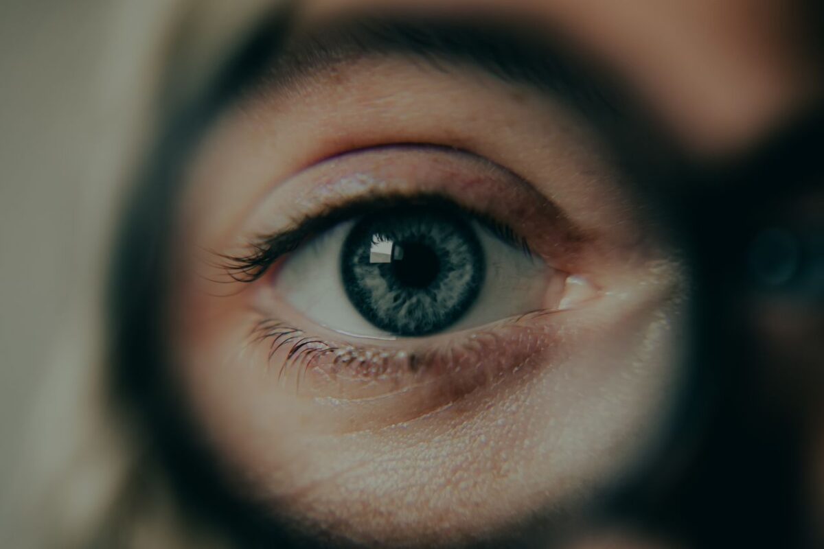 behind-blue-eyes-