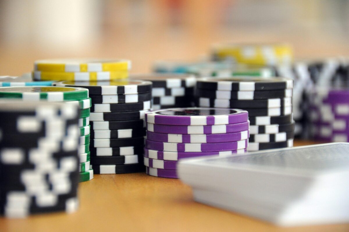 blue-green-and-purple-poker-chips