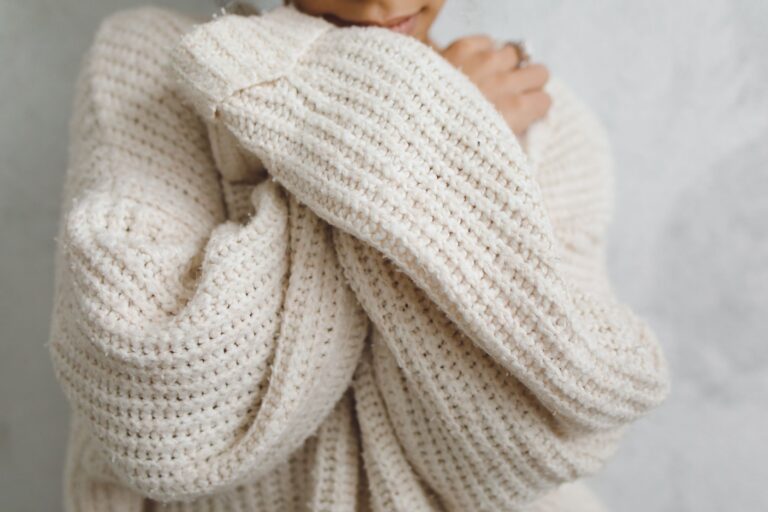 12 Things Women Wear That Men Secretly Love, Even When They Pretend Not to Notice
