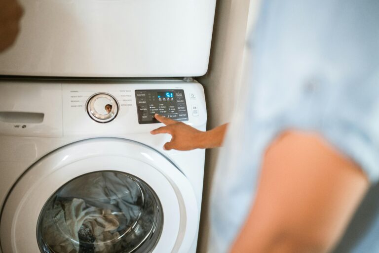 10 Laundry Mistakes That Ruin Your Clothes