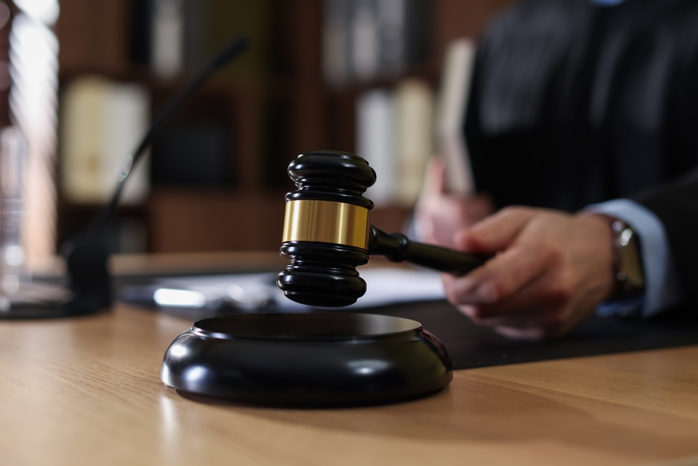 Federal Judge Blocks Nationwide ICE Courthouse Arrest Policy in Major Legal Setback for Trump Administration 1 shutterstock 2761936969