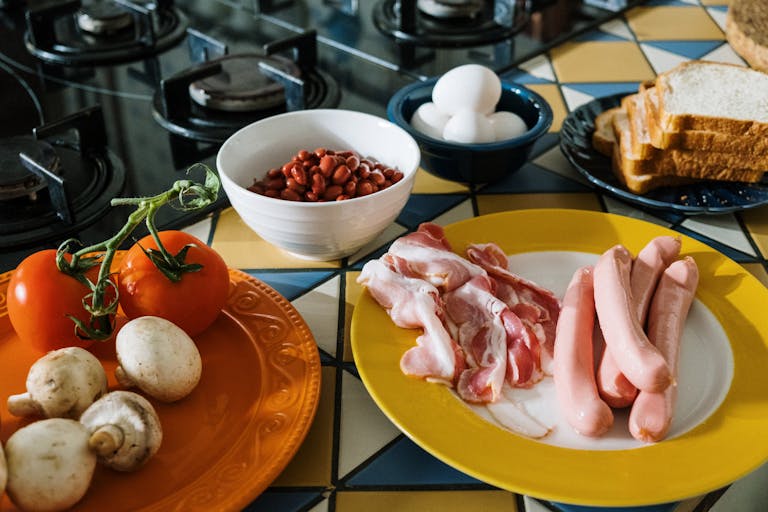 8 Common Foods Quietly Poisoning Your Body Without Warning