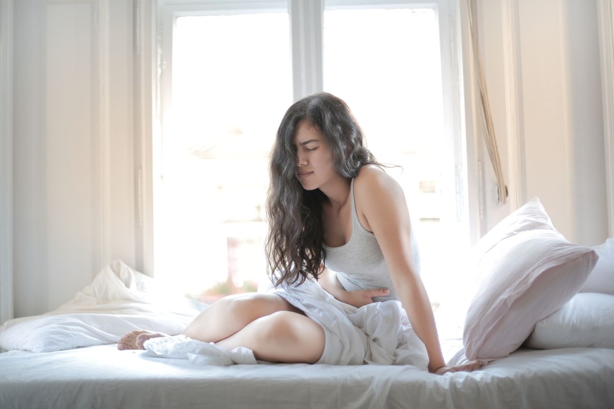 10 Obvious Signs Someone Is Completely Losing Themselves 3 feeling tired after sleep