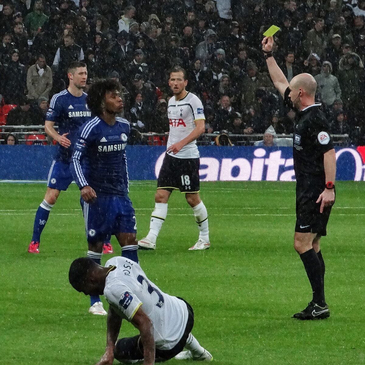 Anthony Taylor Retires From Elite Refereeing After 831 Matches Under Football’s Brightest Spotlight. 3 Chelsea_2_Spurs_0_Capital_One_Cup_winners_2015