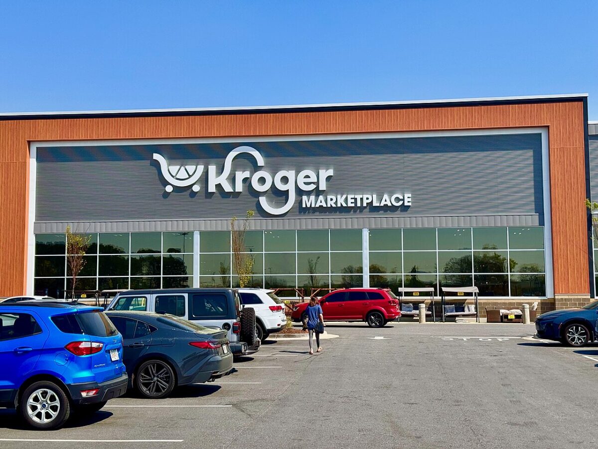 Why More Kroger Shoppers in Ohio Are Checking Their Receipts After a Consumer Reports Investigation Raised New Pricing Questions. 1 The_exterior_of_a_Kroger_Marketplace_store_in_Athens_Georgia