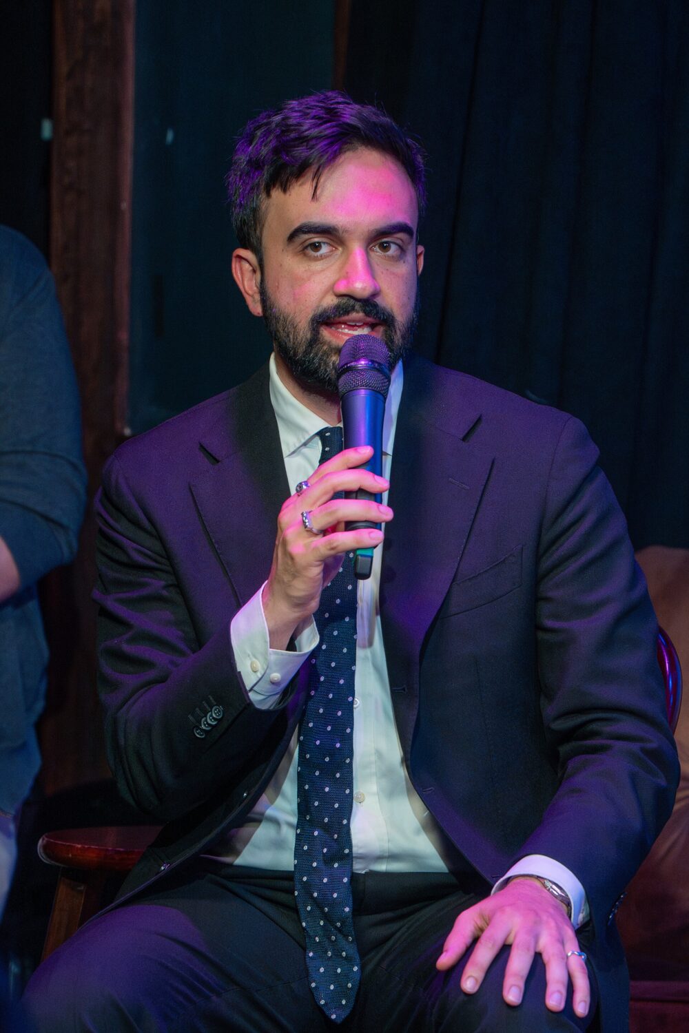 Zohran_Mamdani_at_Caveat