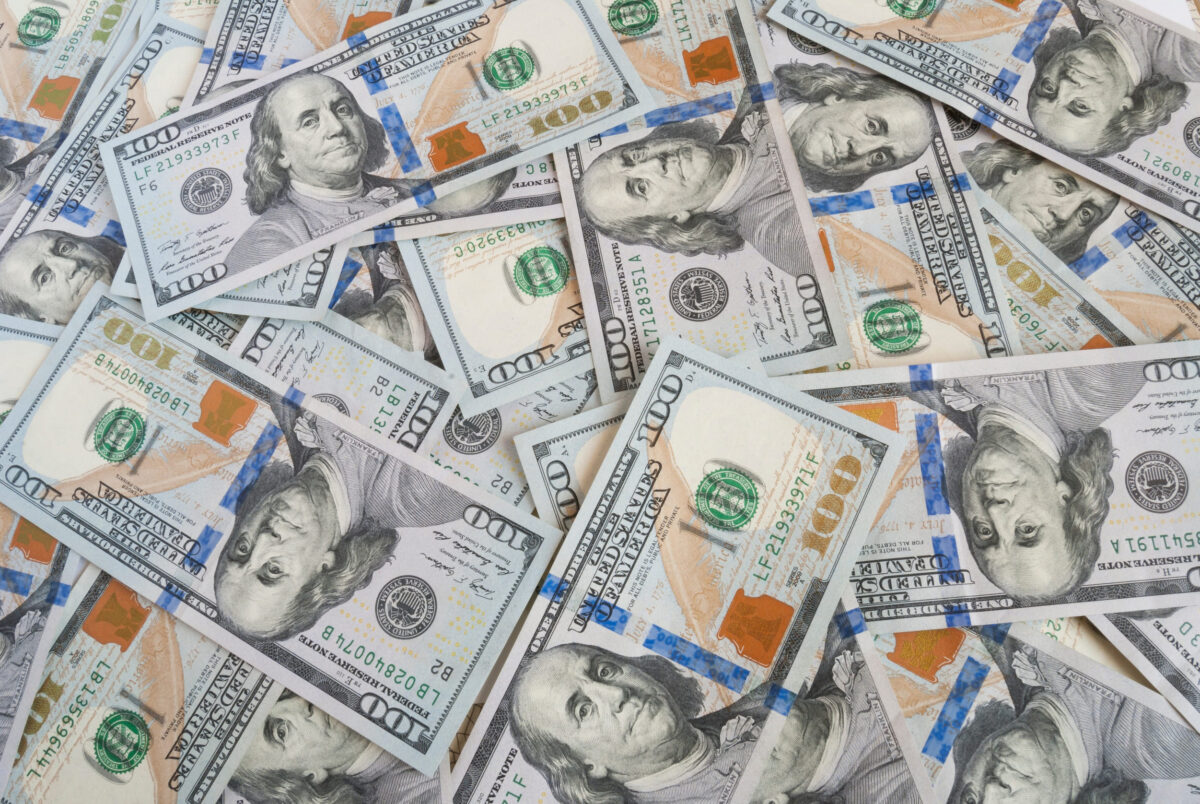 Trump’s $950 Billion Tariff Plan Has a Trillion-Dollar Problem Hiding Behind It 3 background of american dollars bills