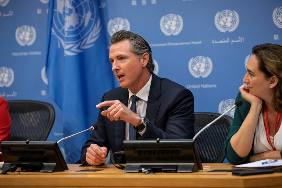Newsom’s 25th Amendment Call Against Trump Triggers Fierce Conservative Pushback 1 Gavin Newsom speaking at Climate Week NYC