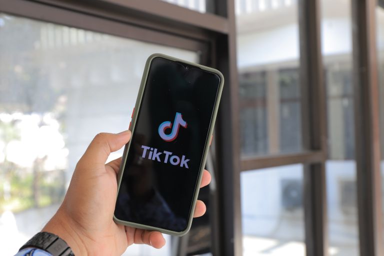 Mexican TikTok Influencer Cesar Gastelum Shot Dead During Livestream in Culiacán