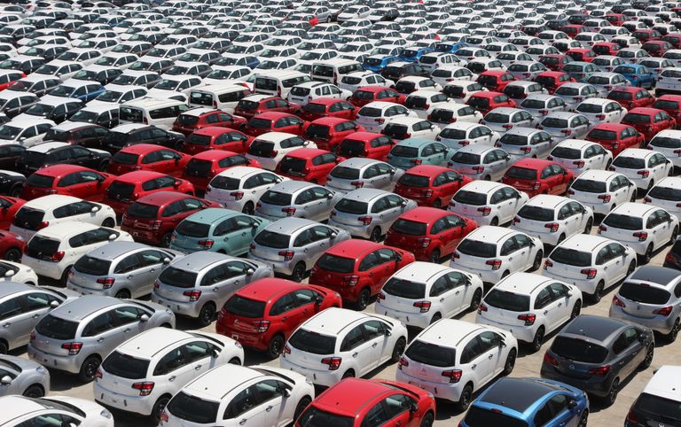 America’s New Car Battle as Senate Moves to Block Chinese Vehicles and Protect the Auto Future