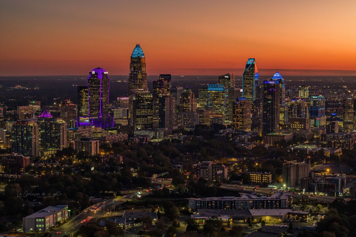 illuminated-skyscrapers-in-charlotte-usa