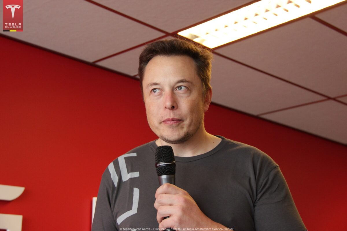 Bernie Sanders Warns of “Oligarchy” as Elon Musk Prepares New Political Spending Push 2 Elon Musk 12271217906