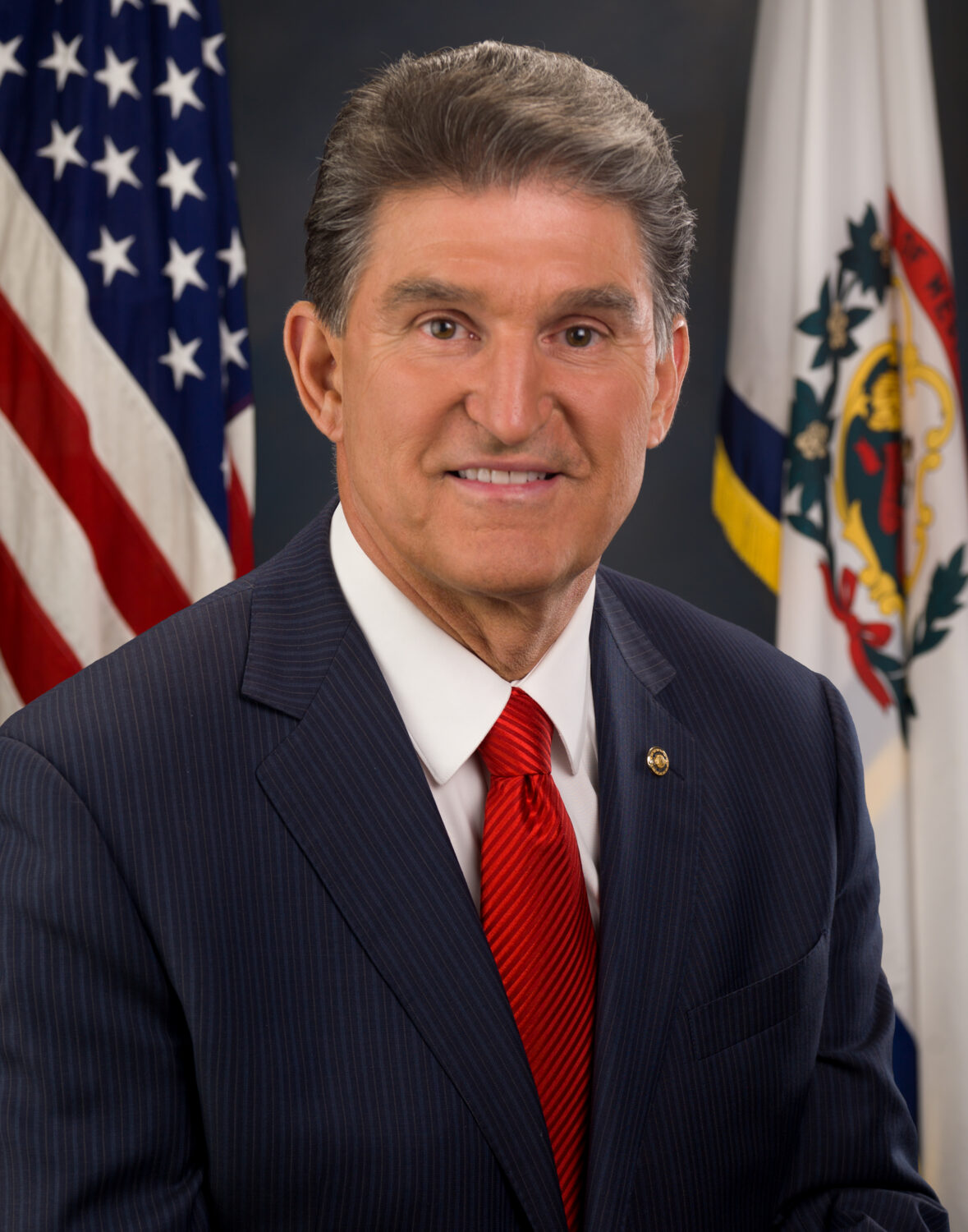 Joe Manchin Rejects Socialist Candidates as Democrats Face a Defining Battle Over Their Future 1 Joe Manchin Official Senate Portrait