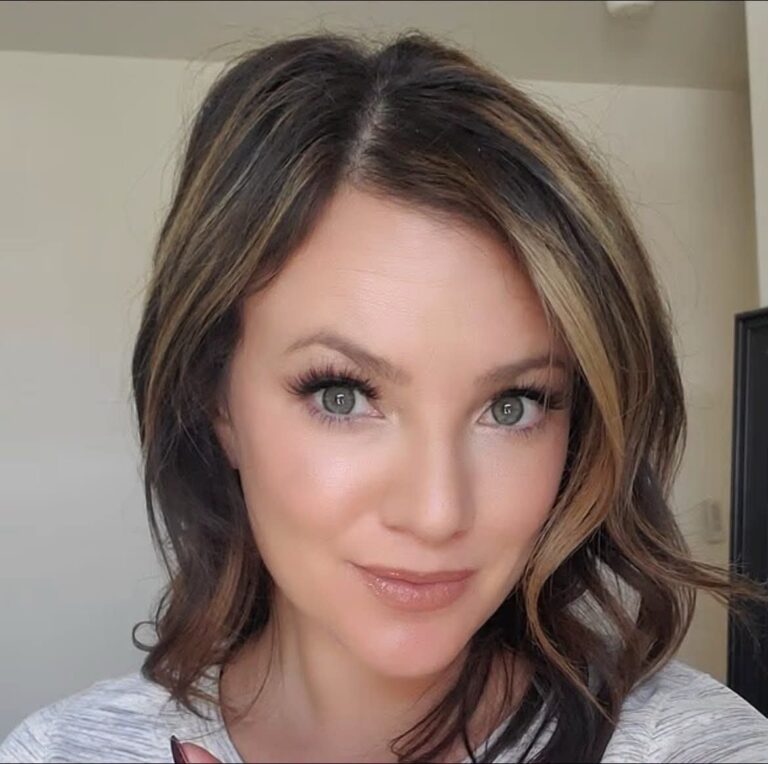Kansas Mother Survives After Doctors Said She Had Just Three Days to Live Following Spider Bites on Camping Trip.
