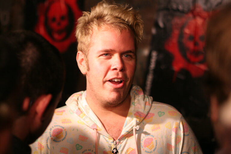 Perez Hilton Hospitalized After Livestream Exposes the Dark Side of America’s Attention Economy