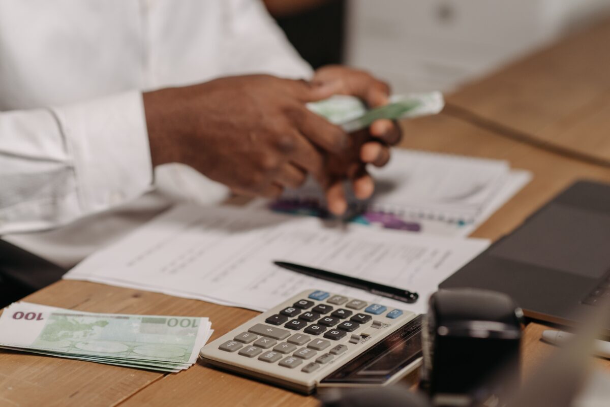 Student Loan Defaults Hit Record Highs as Millions of Borrowers Fall Behind on Payments 3 pexels pavel danilyuk 7654163