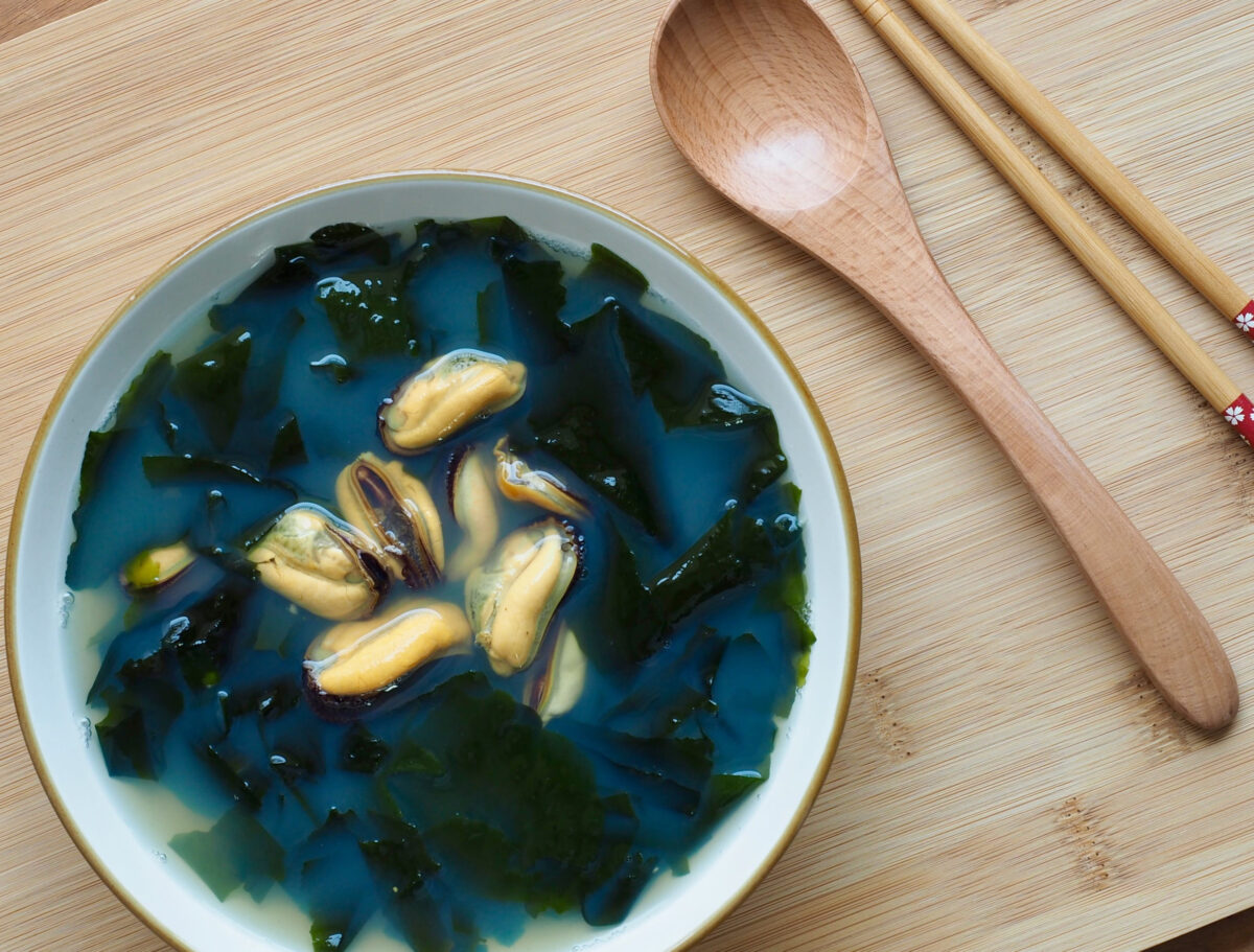 Korean food mussels seaweed soup