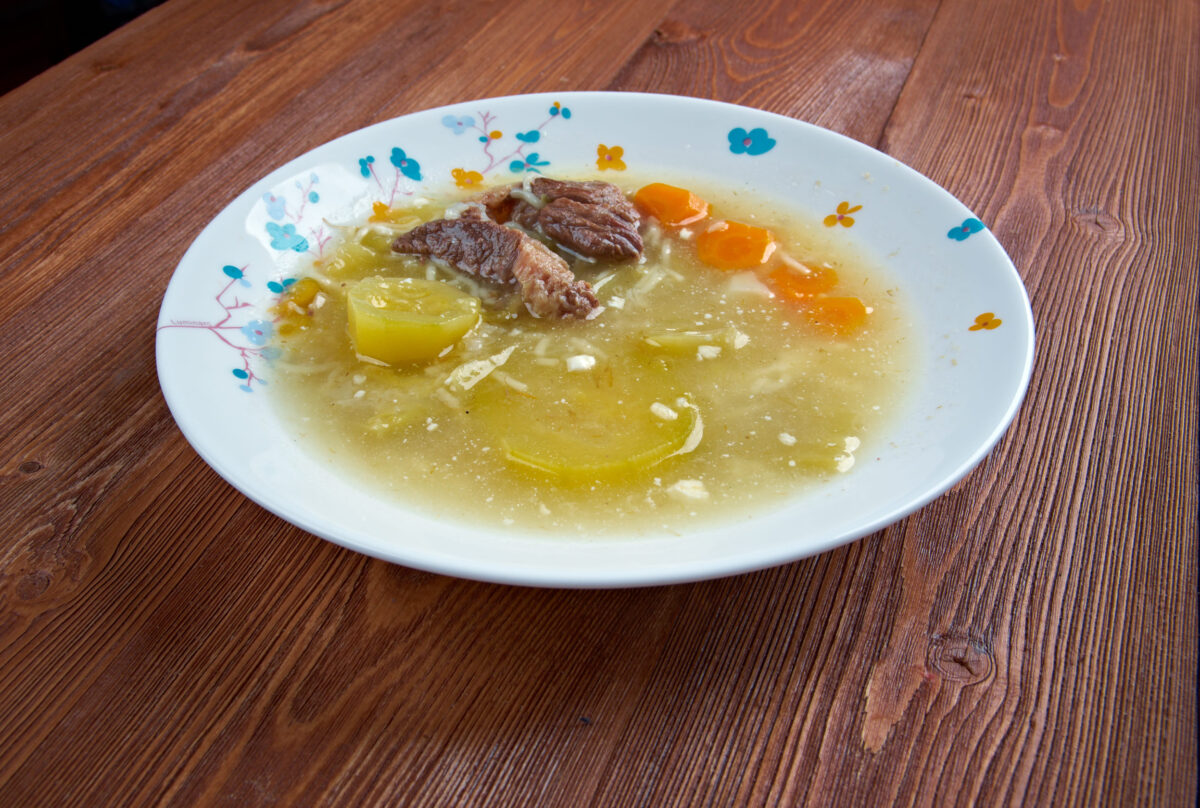zuppa con carne di manzo .soup with beef and pasta
