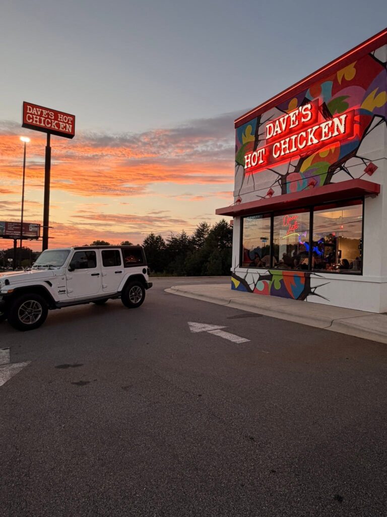 Dave’s Hot Chicken Opens in Shelby With Local Performances and Ribbon Cutting