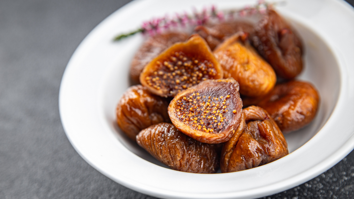 Roasted Fig Sundae: The Simple Dessert That Makes Figs Taste Incredible 1 fig dried fruit smoked food eating cooking appetizer meal
