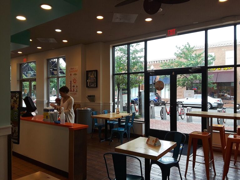 Tropical Smoothie Cafe Unveils Brand Refresh as It Moves Toward 1,800 Locations
