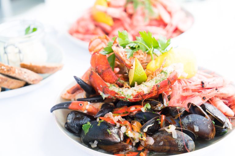 New York Just Got a Seafood Bar With Shrimp in Almost Every Form You Can Imagine