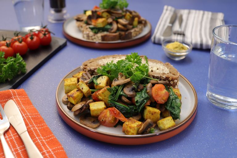 These 5 Meatless Foods Are the Secret to Cozy, Flavor Packed Dinners