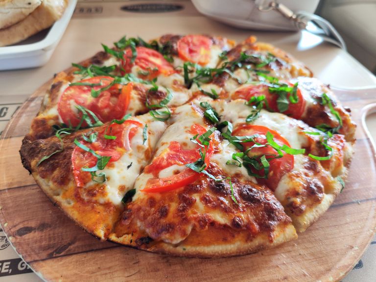 7 Standout Pizzerias in New York City to Explore by Style and Experience