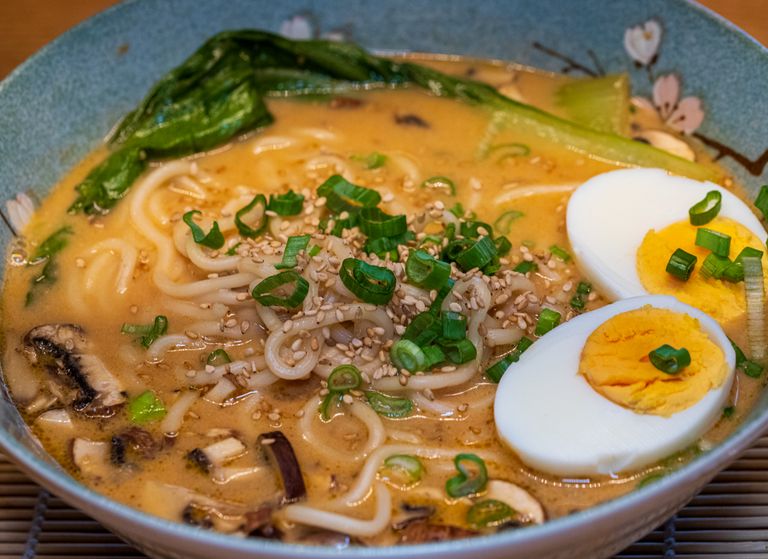 Thai Nola’s Gumbo Ramen Blends Thai Heritage and New Orleans Flavor in WWL Spotlight