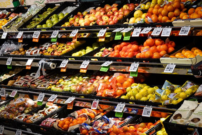 9 Popular Fruits and Vegetables That Originally Looked Very Different
