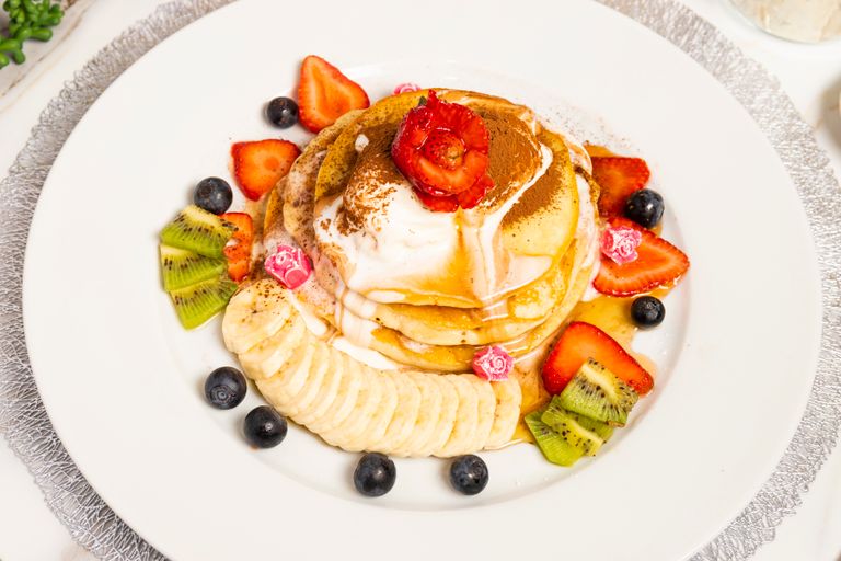 These Cinnamon Roll Pancakes Look Like Brunch Magic But the Trick Is Just a Zip-Top Bag