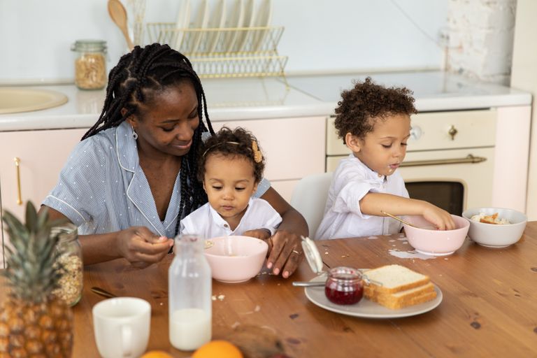 Quick and Healthy Breakfast Ideas Help Busy People Start the Day Strong